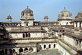 Orchha - the Jahangir Mahal Palace 